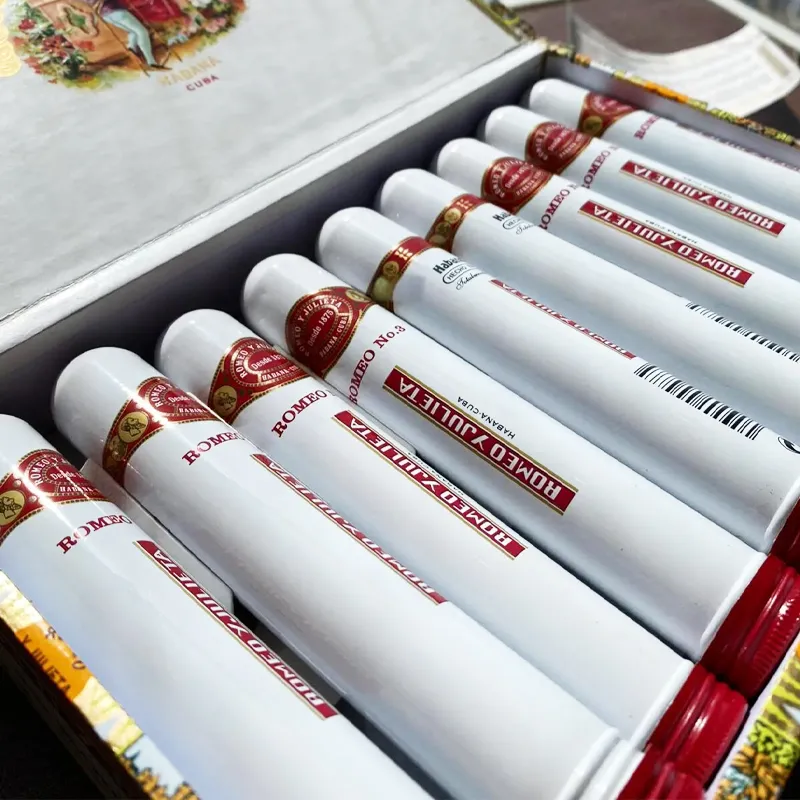 罗密欧与朱丽叶 罗密欧3号 Romeo No.3 木盒25支装 铝管